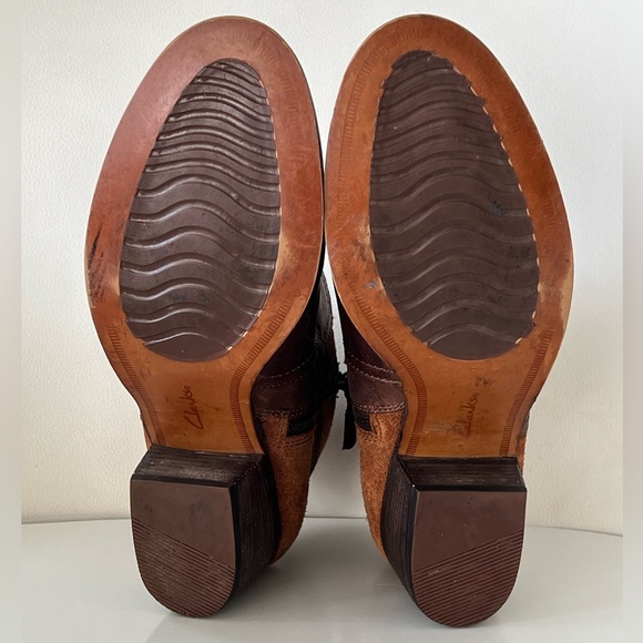 Clarks Maypearl Lilac Cognac Brown Leather Camel Ankle Boots Bootie Size 9.5 - Picture 9 of 16